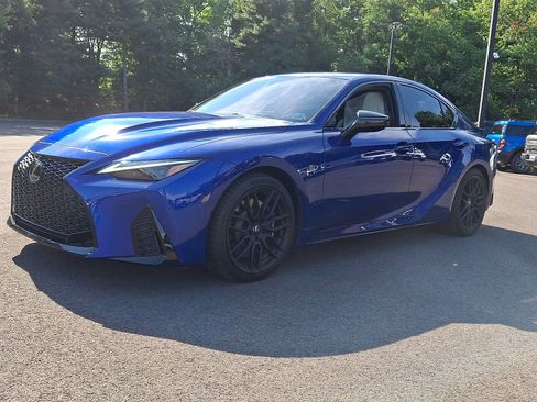Used 2023 Lexus IS 500 RWD image 3