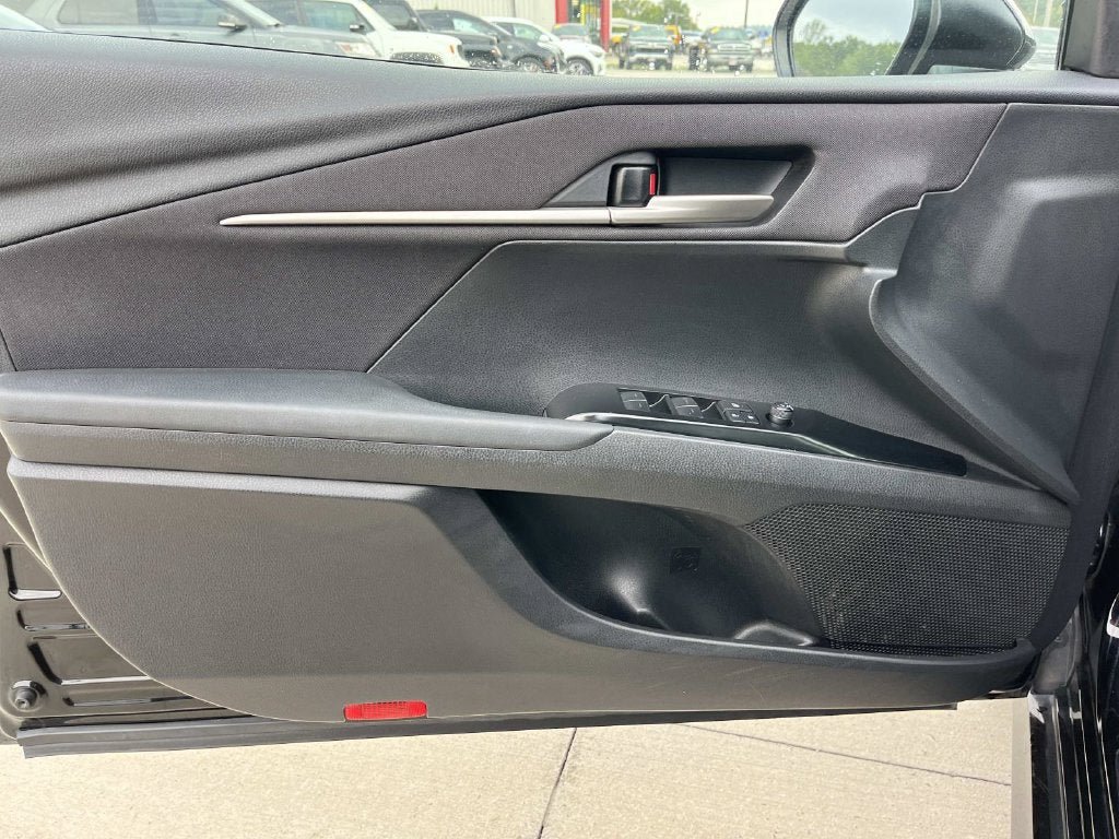 Used 2025 Toyota Camry LE FWD image 24