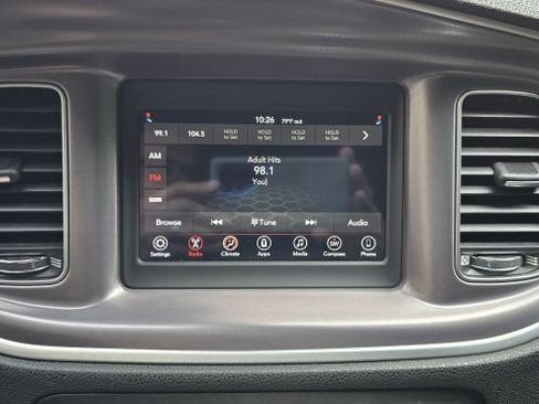 Used 2019 Dodge Charger SXT RWD image 21