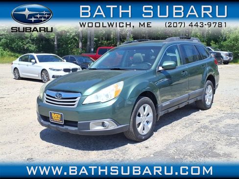 Used 2010 Subaru Outback 2.5i Premium AWD/4WD image 1