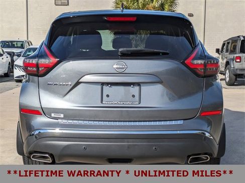 Used 2023 Nissan Murano S image 7