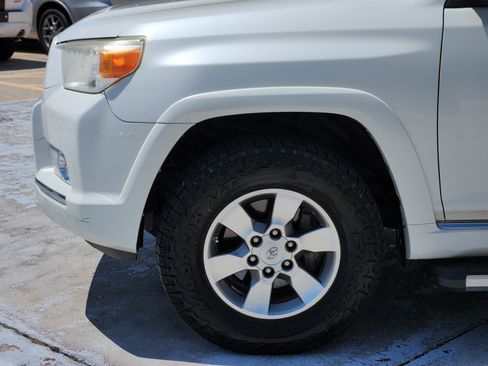 Used 2012 Toyota 4Runner SR5 w/ Convenience Pkg AWD/4WD image 8