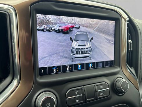 Used 2022 Chevrolet Silverado 2500 High Country w/ Technology Package image 45