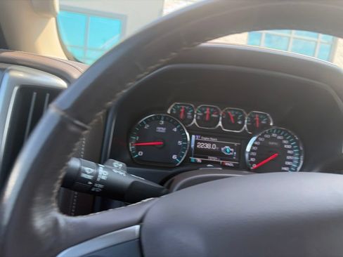 Used 2018 Chevrolet Silverado 1500 LTZ w/ Sport Package AWD/4WD image 24