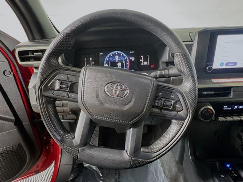 Used 2025 Toyota Tacoma SR5 image 18