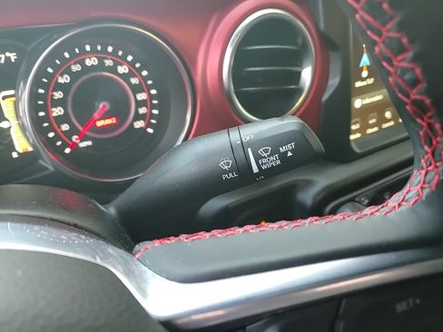 Used 2022 Jeep Wrangler Rubicon image 18