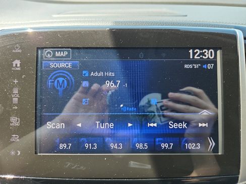 Used 2018 Honda Ridgeline RTL-E image 19