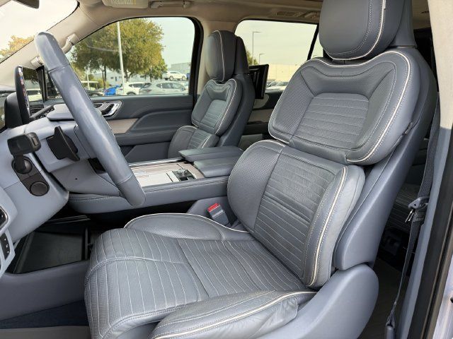 Used 2019 Lincoln Navigator L Black Label w/ Cargo Package AWD/4WD image 24
