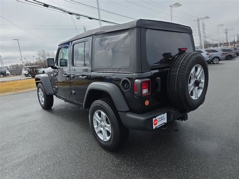 Used 2021 Jeep Wrangler Unlimited Sport image 5