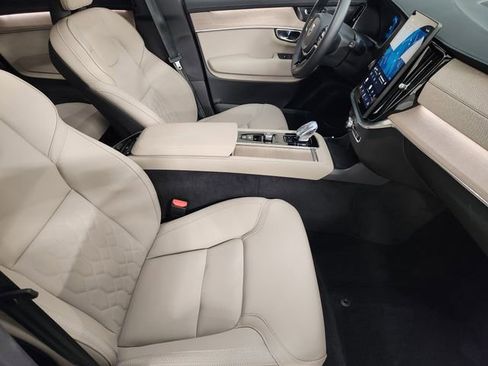 New 2026 Volvo XC90 B6 Plus w/ Protection Package Premier AWD/4WD image 3