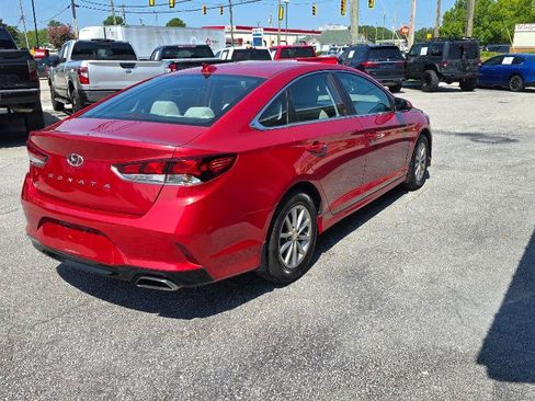 Used 2019 Hyundai Sonata SE FWD image 4