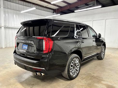 Used 2024 GMC Yukon Denali Ultimate AWD/4WD image 8