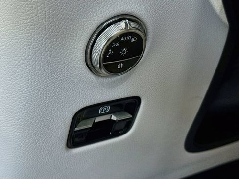 Certified 2026 Mercedes-Benz GLC 300 4MATIC image 10