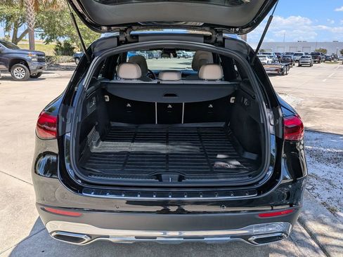 Used 2023 Mercedes-Benz GLC 300 image 23