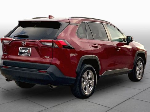 Used 2025 Toyota RAV4 XLE FWD image 13