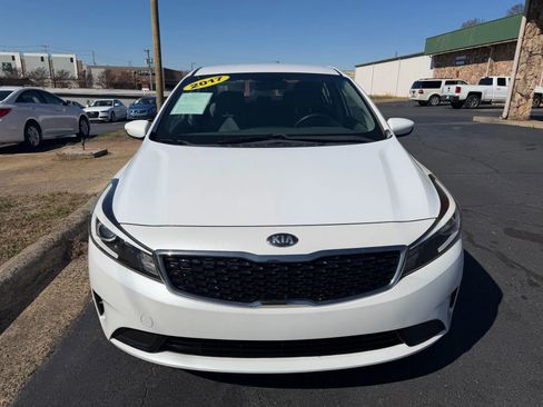 Used 2017 Kia Forte LX w/ LX Popular Package image 2