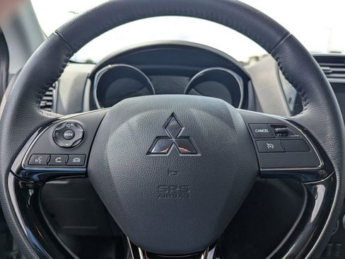 Used 2025 Mitsubishi Outlander Sport SE AWD/4WD image 31