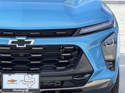 New 2026 Chevrolet Trax ACTIV w/ Sunroof Package image 8