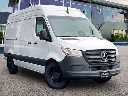 New 2025 Mercedes-Benz Sprinter 2500 image 1