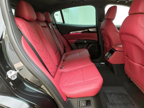 New 2025 Maserati Grecale Modena image 22