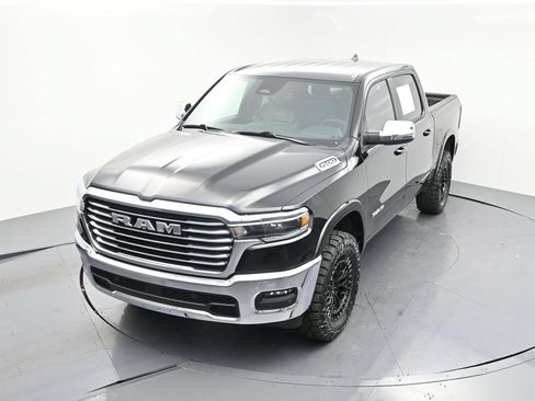 Used 2026 RAM 1500 Laramie AWD/4WD image 21