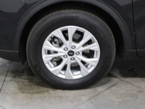 Used 2025 Ford Escape Active AWD/4WD image 17