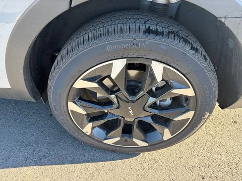 Certified 2026 Kia Sorento X-Line EX AWD/4WD image 3