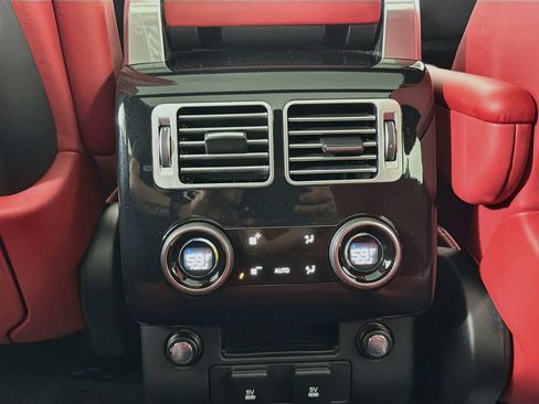 Used 2021 Land Rover Range Rover Autobiography AWD/4WD image 27