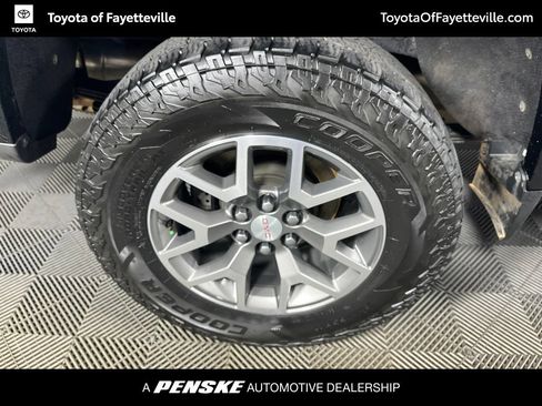 Used 2020 GMC Canyon All Terrain w/ All Terrain X Package AWD/4WD image 14