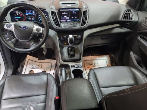 Used 2015 Ford Escape SE w/ Equipment Group 201A FWD image 17
