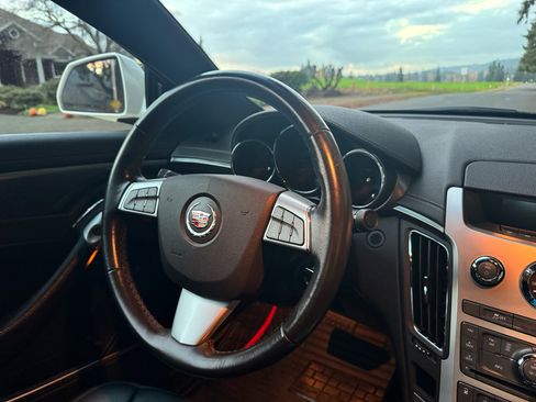 Used 2012 Cadillac CTS Coupe image 24