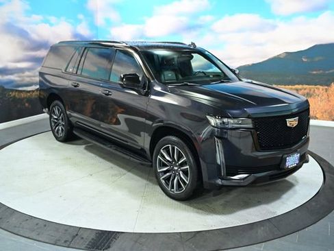 Used 2023 Cadillac Escalade ESV Sport image 1