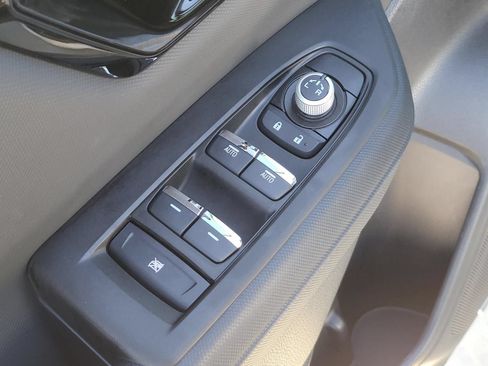 Used 2026 Subaru Forester Limited AWD/4WD image 18