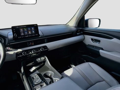 Certified 2025 Honda Pilot EX-L image 21