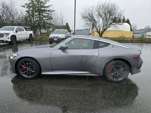 Used 2024 Nissan Z Performance w/ Floor Mat Package image 4