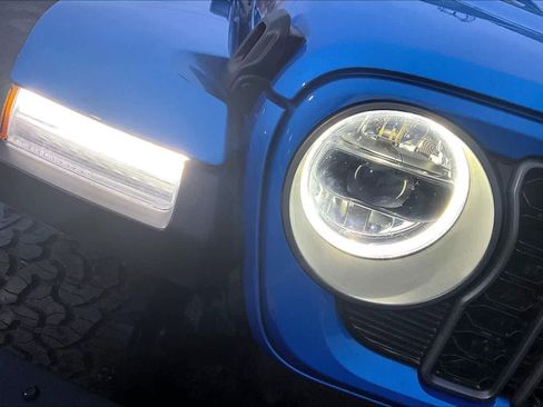 Used 2025 Jeep Wrangler Unlimited Rubicon image 31