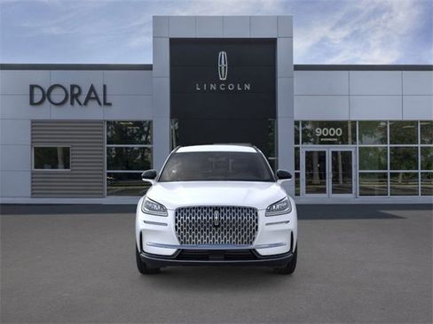 New 2026 Lincoln Corsair Premiere image 6