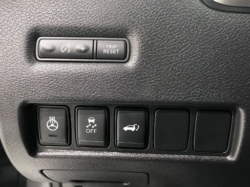 Used 2018 Nissan Murano Platinum image 34