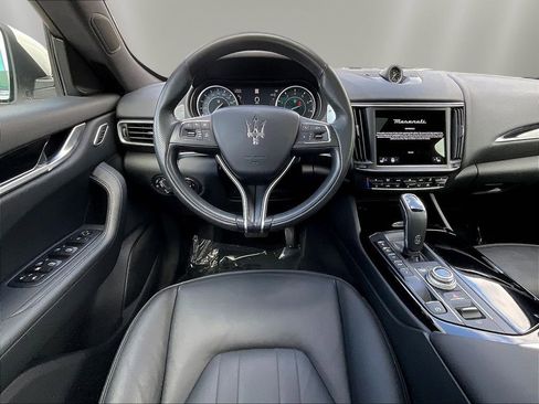 Used 2023 Maserati Levante Modena AWD/4WD image 8