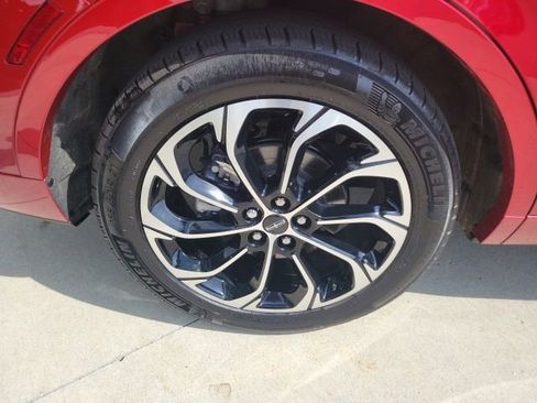 Used 2024 Lincoln Nautilus Reserve w/ Equipment Group 202A AWD/4WD image 18