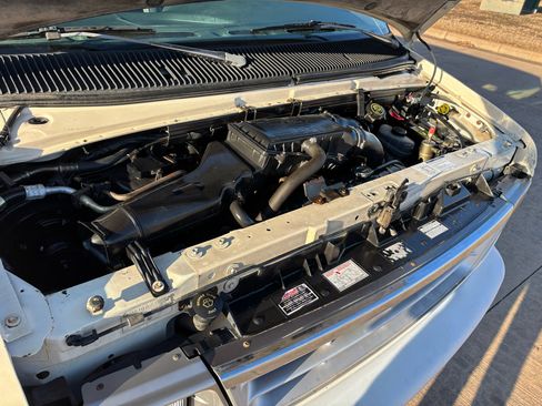 Used 1993 Ford E-350 and Econoline 350 XLT image 19