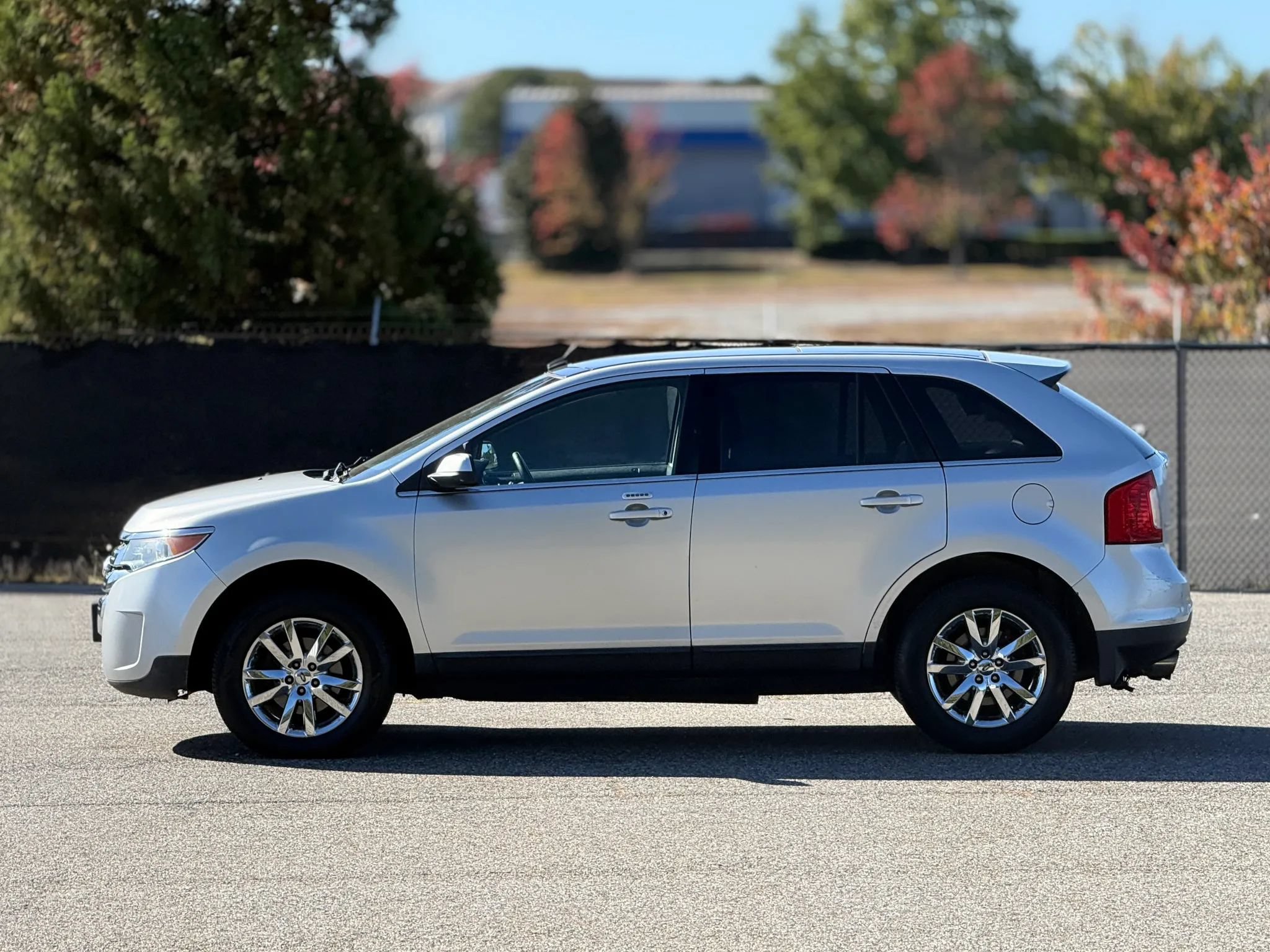 Used 2013 Ford Edge Limited AWD/4WD image 8