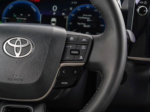 New 2026 Toyota Camry XLE FWD image 20