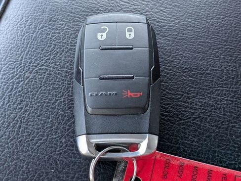 Used 2024 RAM 2500 Big Horn w/ Bed Utility Group image 27