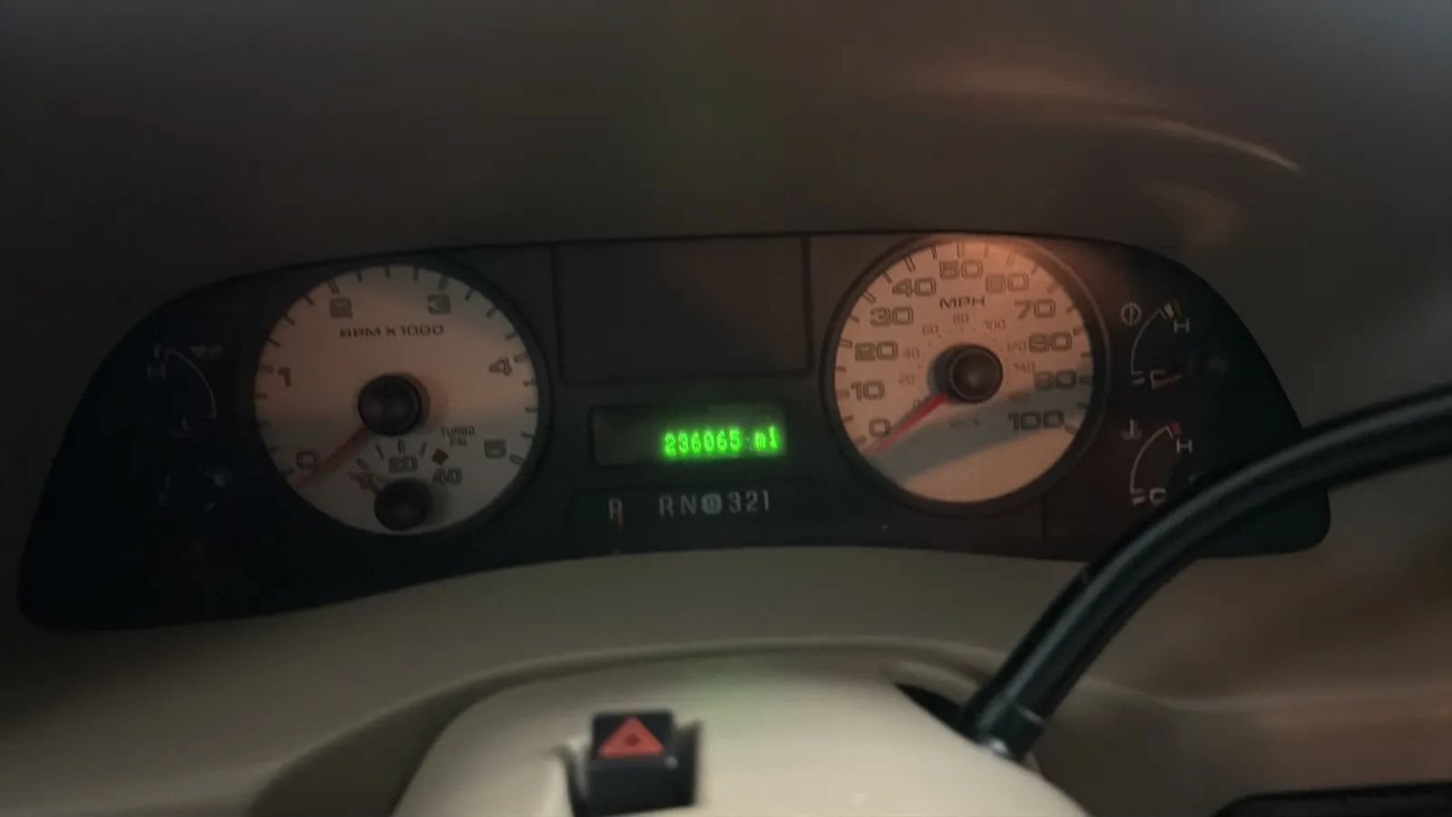 Used 2005 Ford F350 Lariat AWD/4WD image 11