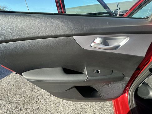 Certified 2024 Kia Forte LXS w/ LXS Technology Package image 29
