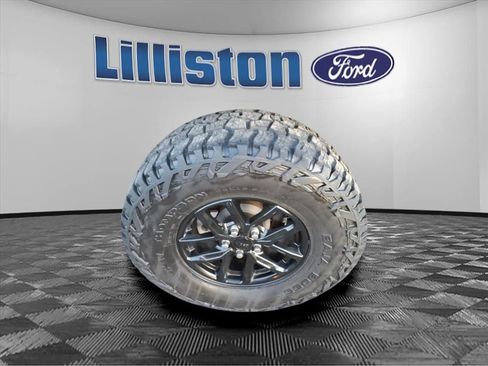 Used 2022 Jeep Gladiator Sport image 20