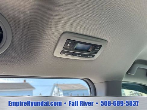 Used 2018 Toyota Sienna XLE w/ XLE Navigation Package AWD/4WD image 13