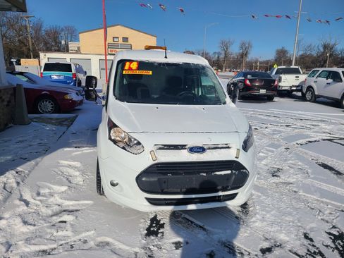 Used 2014 Ford Transit Connect XLT image 1