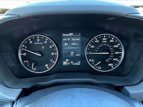 Used 2025 Subaru Crosstrek 2.0i Premium AWD/4WD image 25